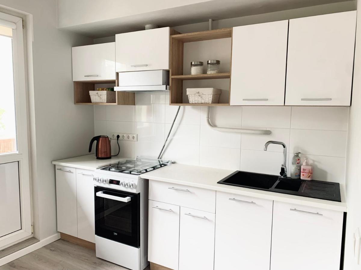 You'Ll Love This Large Apartment! Free Parking! Tallinn Exteriér fotografie