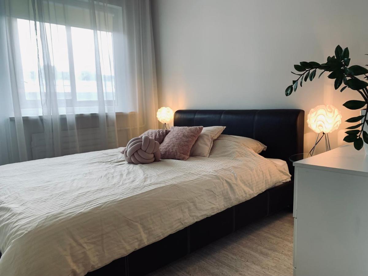 You'Ll Love This Large Apartment! Free Parking! Tallinn Exteriér fotografie