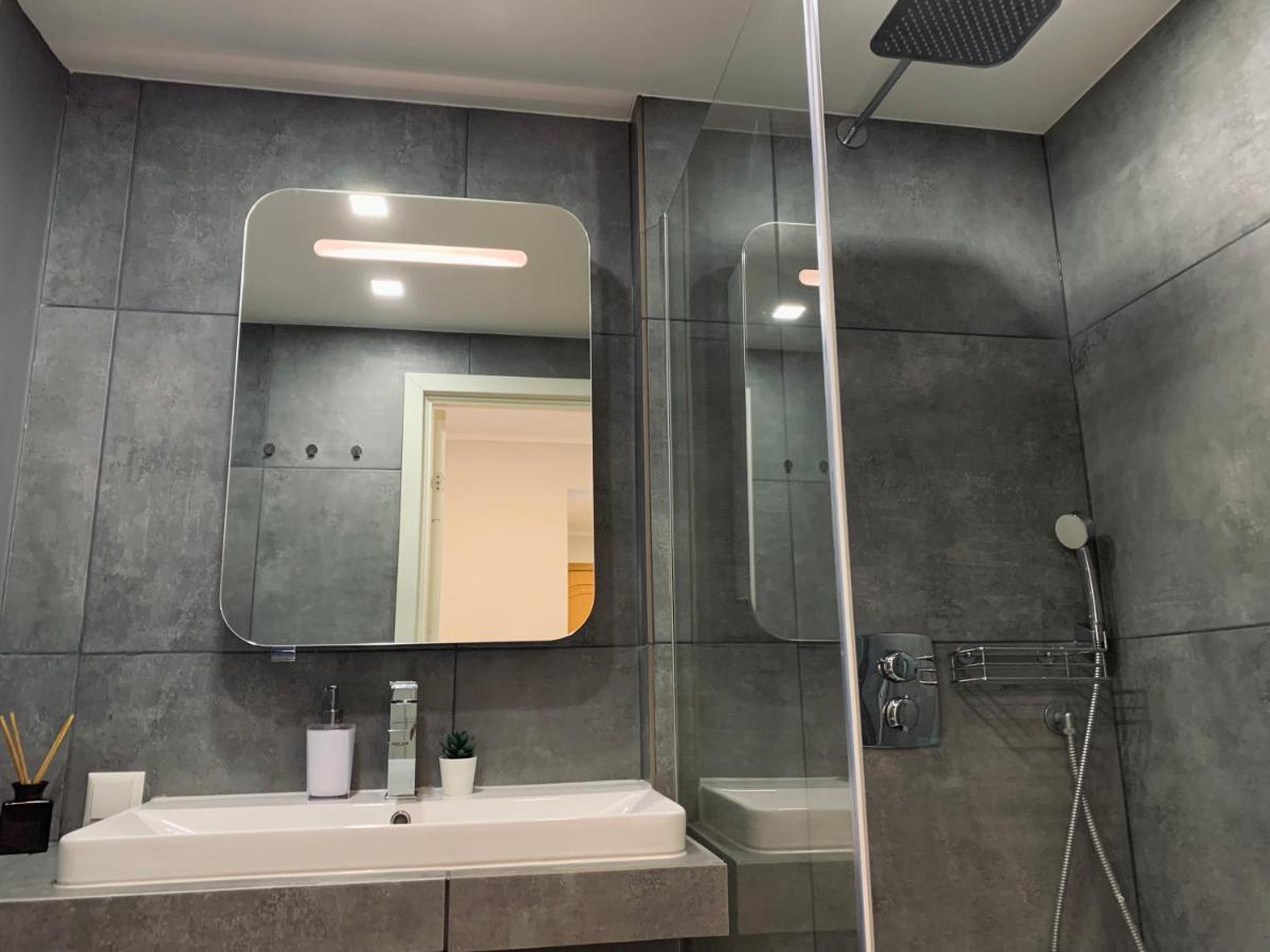 You'Ll Love This Large Apartment! Free Parking! Tallinn Exteriér fotografie